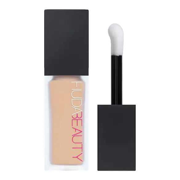 huda-beauty-coconut-flakes-2-7n-concealer