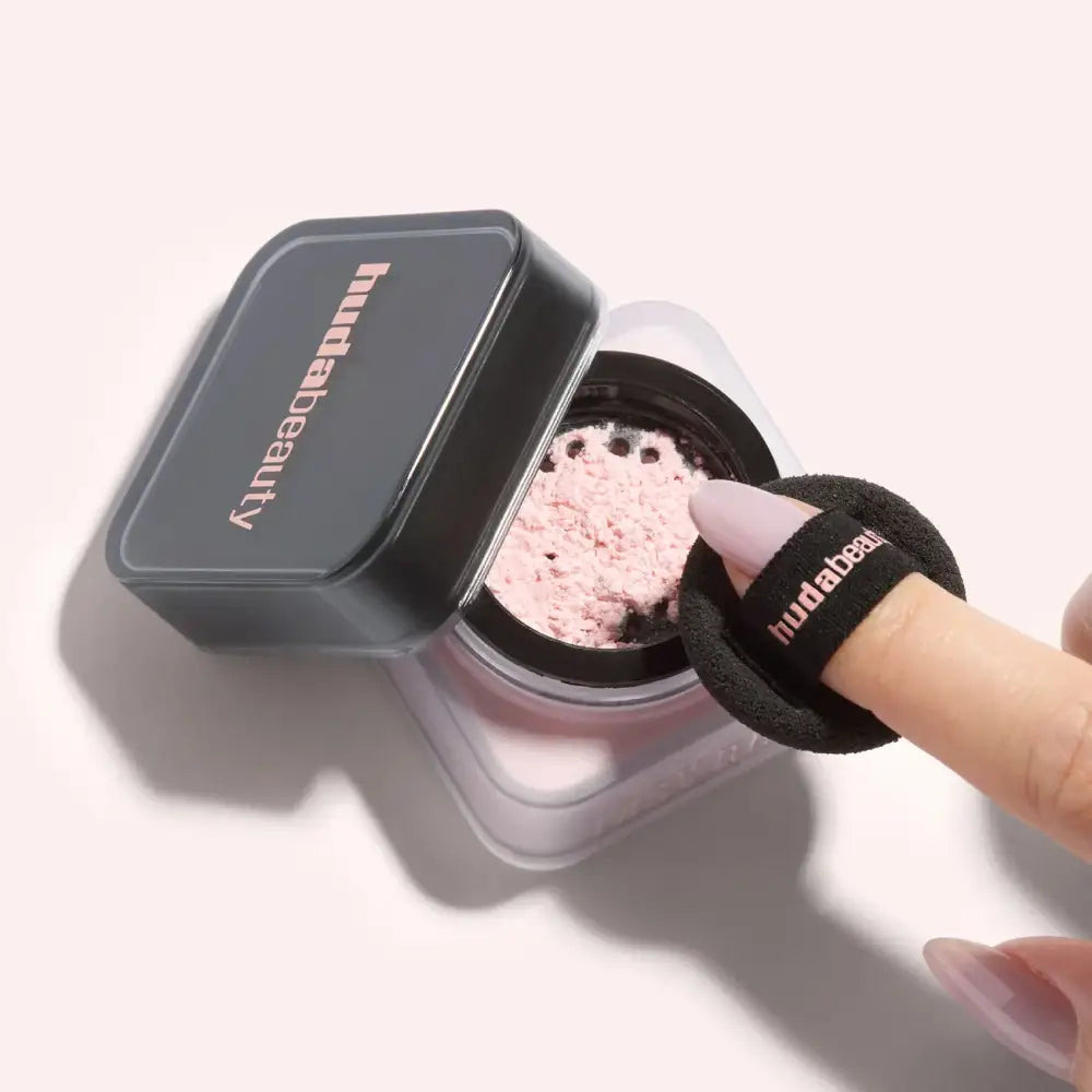 HUDA BEAUTY - MINI Loose Powder BabyBake - réf Pound Cake Highlighter