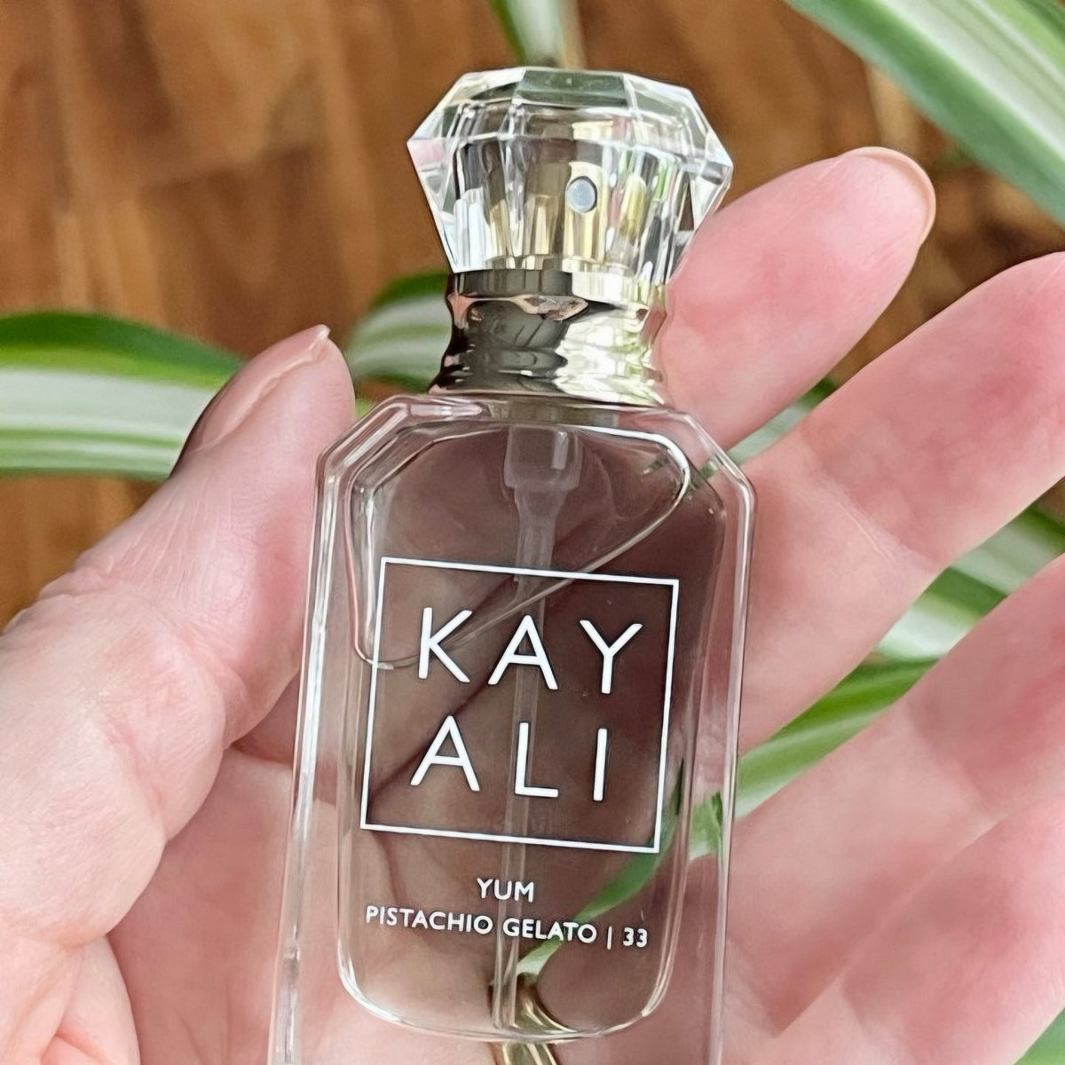 KAYALI - MINI Yum Pistachio Gelato | 33 Eau de Parfum - 10ml