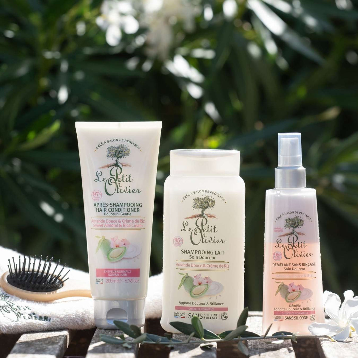 LE PETIT OLIVIER - Shampoing Lait Soin Douceur Amande Douce Et Crème De Riz - 250ml