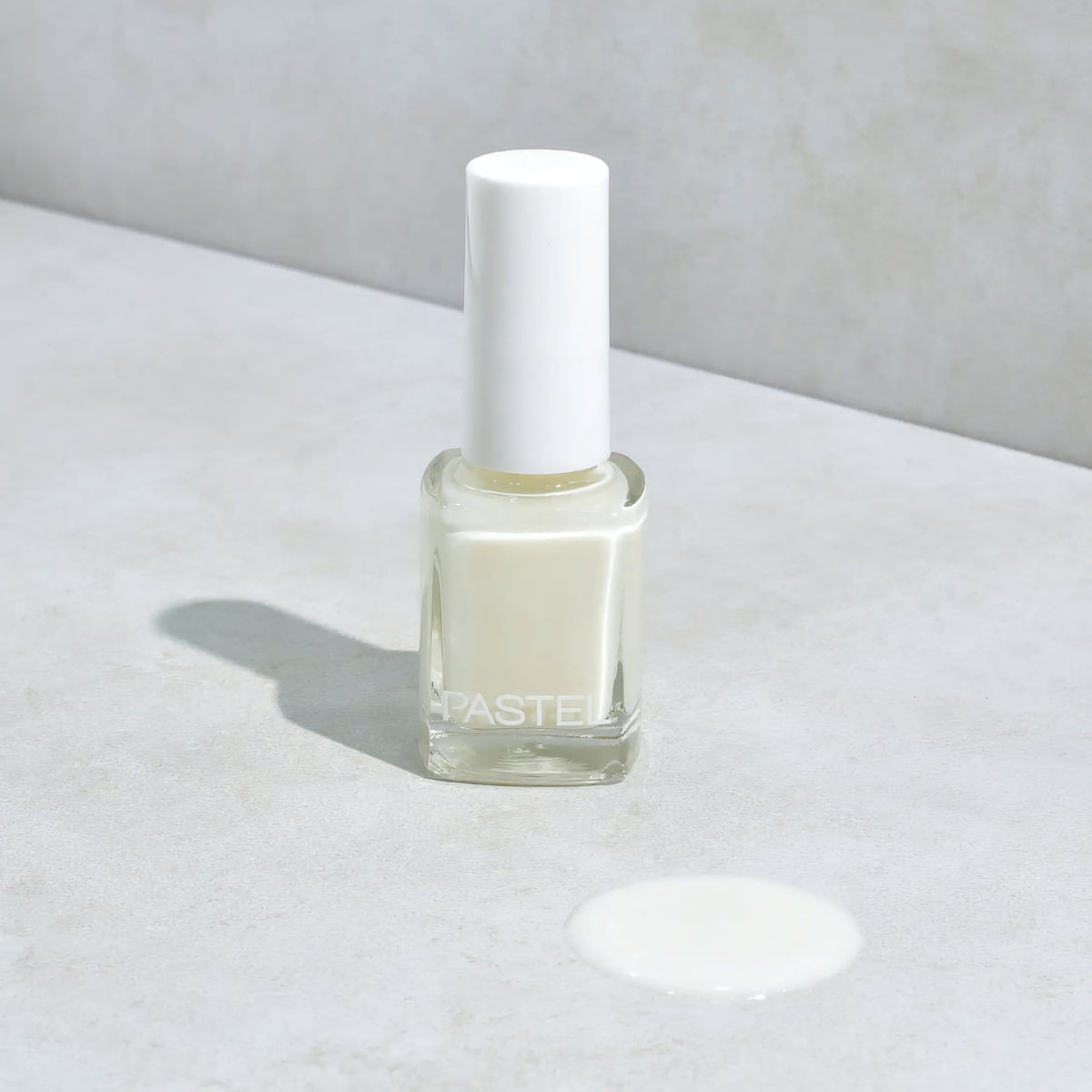 PASTEL - Nail Polish - réf 19 Fuzzy White