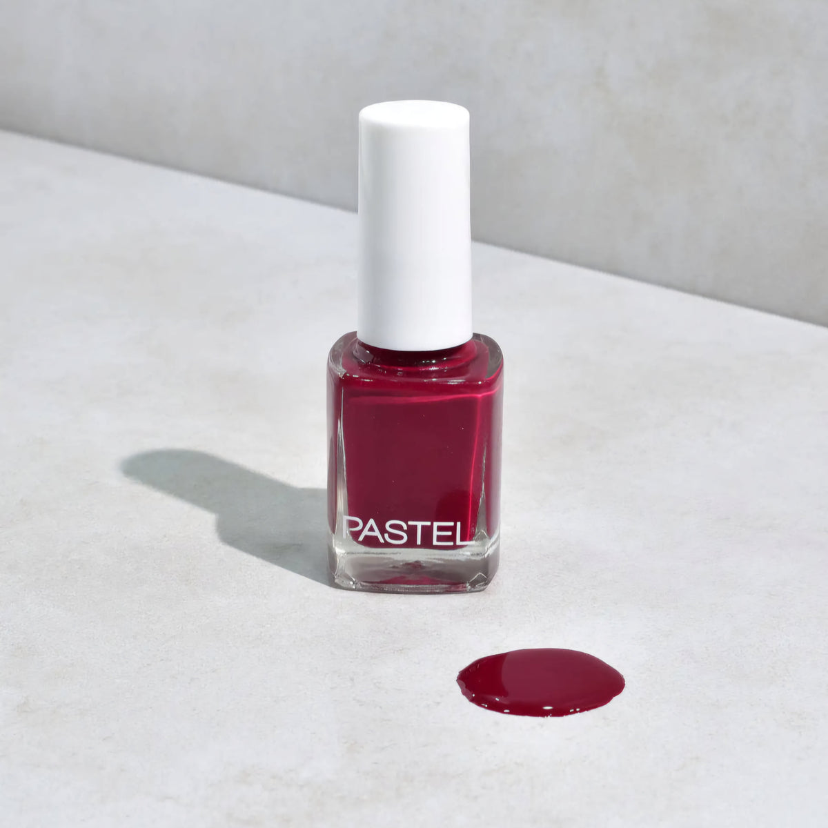 PASTEL - Nail Polish - réf 39 Red Cherry