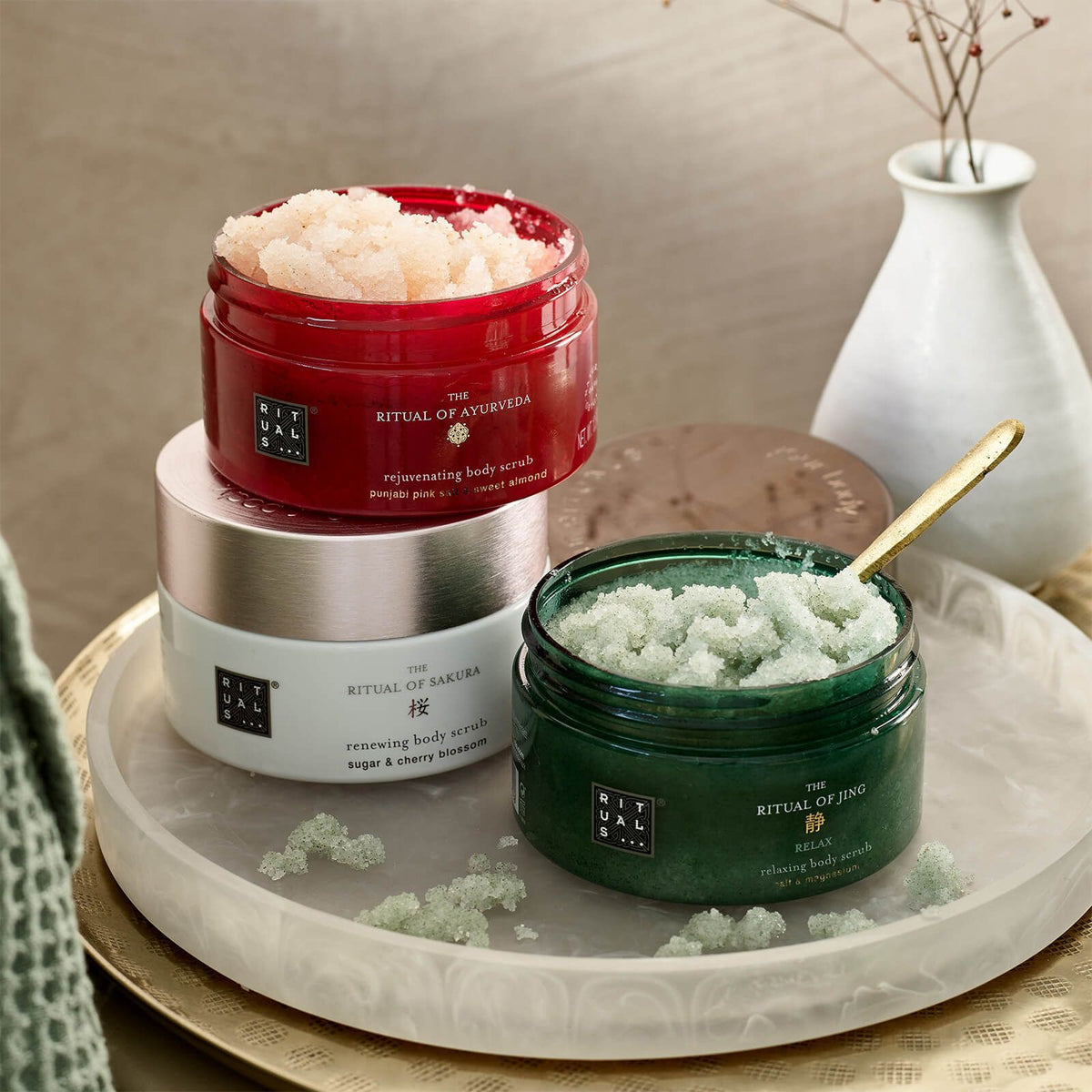 rituals-sugar-body-scrub-the-ritual-of-ayurveda-250g